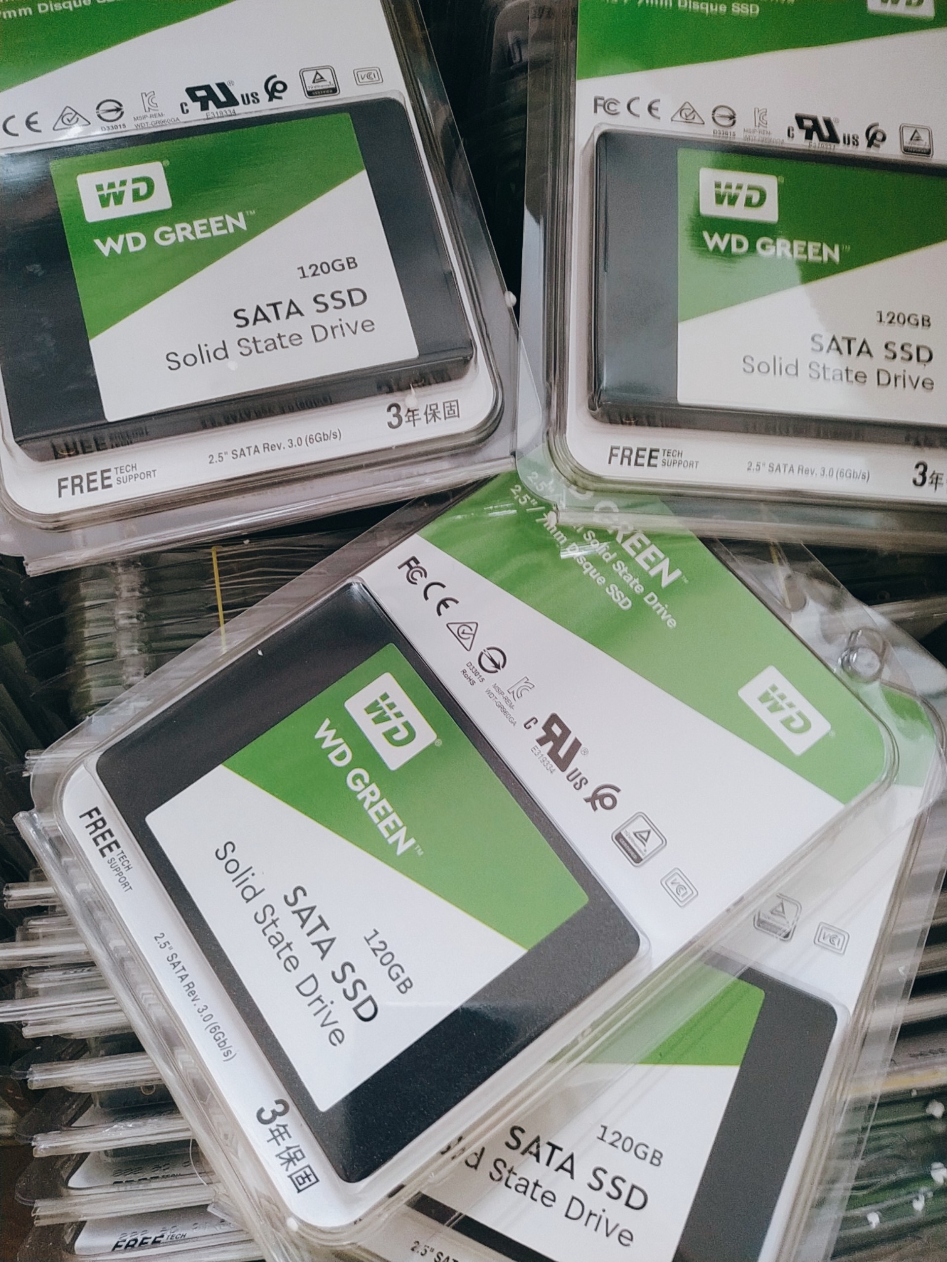 Ổ cứng ssd 120gb western sata iii