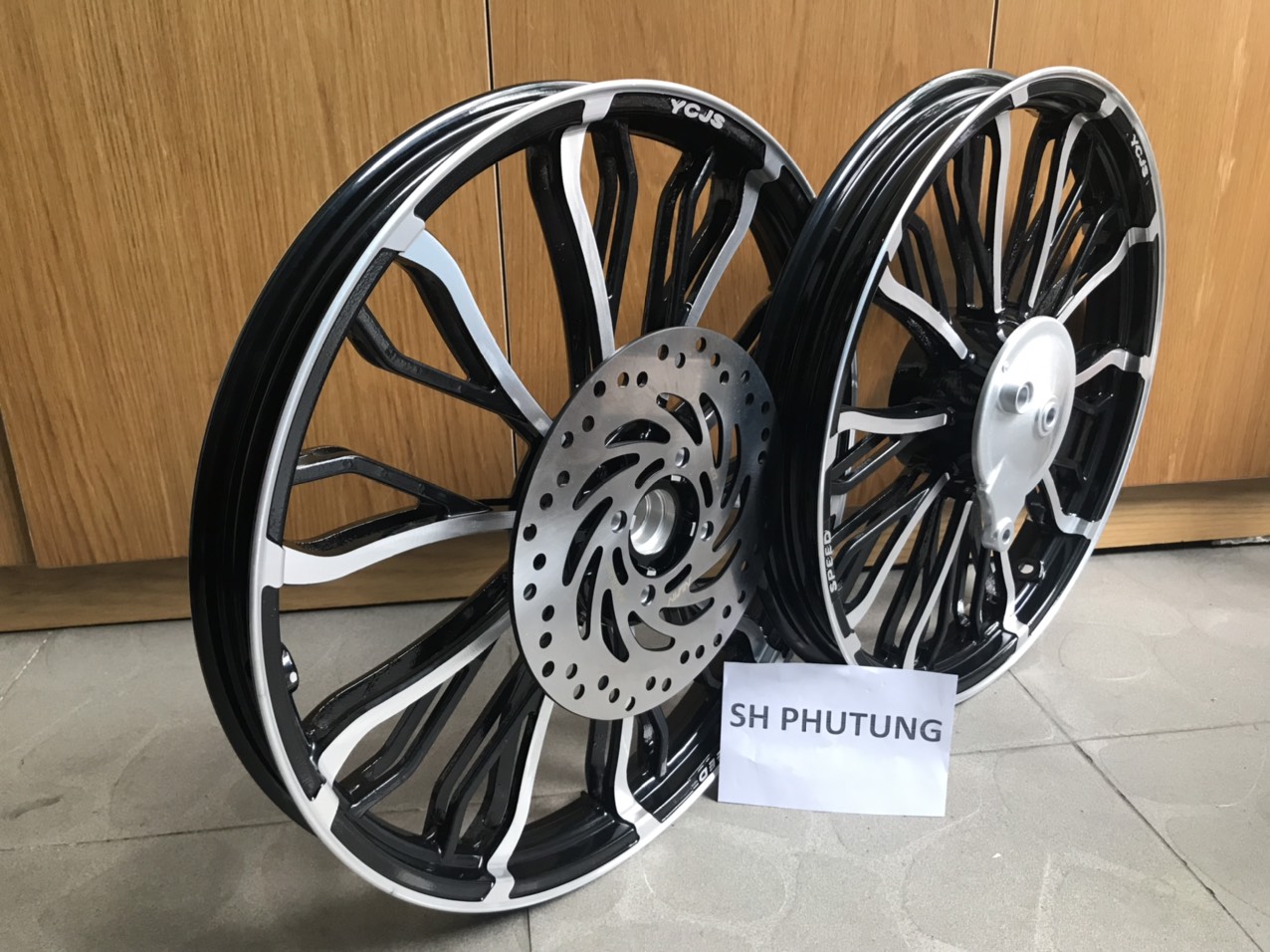 MÂM NHỆN ĐĨA SIRIUS JUPITER VÀ EXCITER CŨ