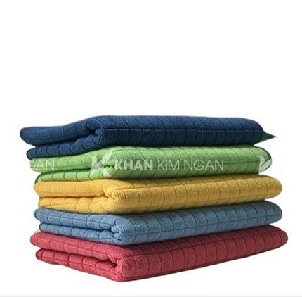 Khăn lau xe ô tô cao cấp 40x40cm,40x60cm và 50x55cm, thấm nước tôt.