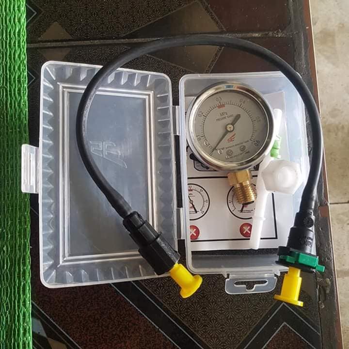 Đồng Hồ Đo Áp Suất Bơm Xăng