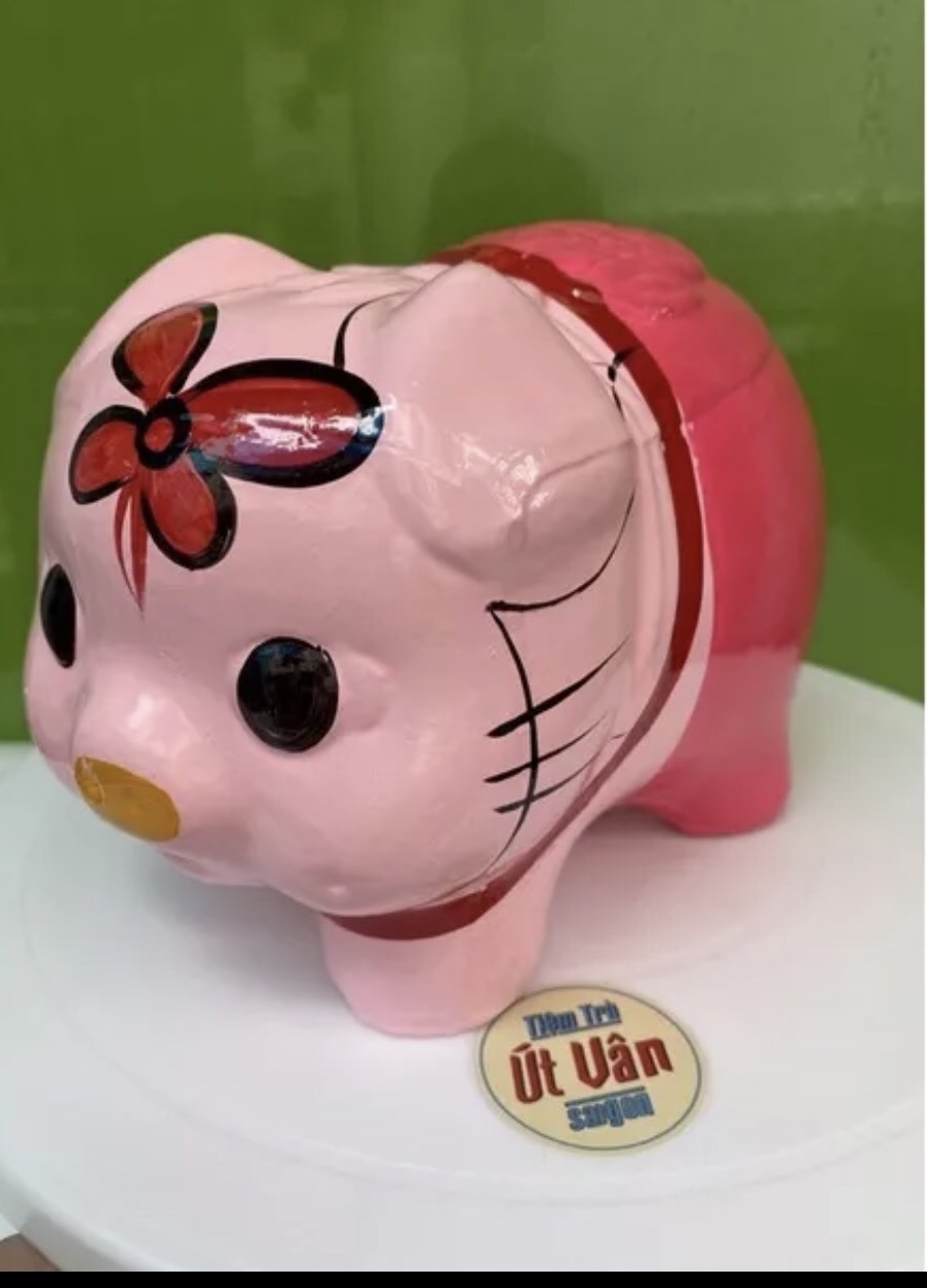 Heo đất tiết kiệm Helo Kitty size M