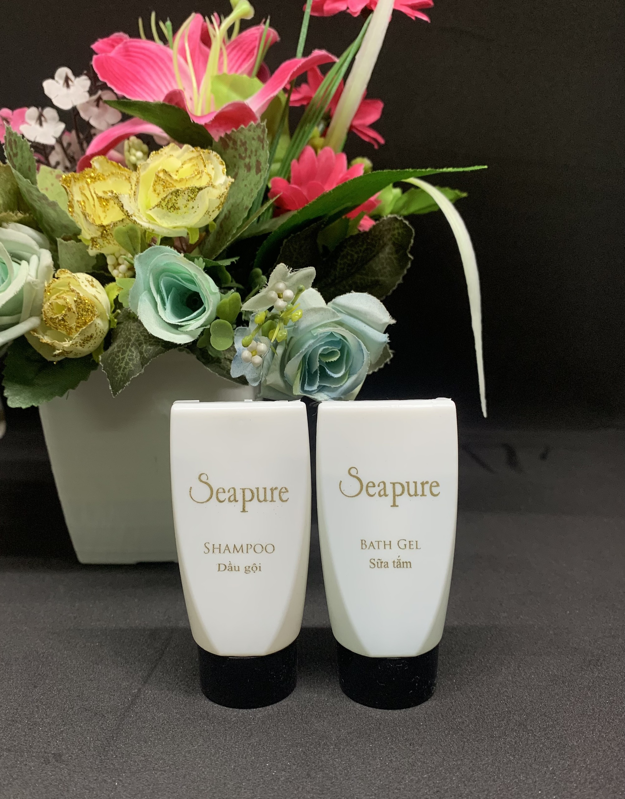 [HCM]100 TUÝP DẦU GỘI SỮA TẮM ( 50 TUÝP MỖI LOẠI)