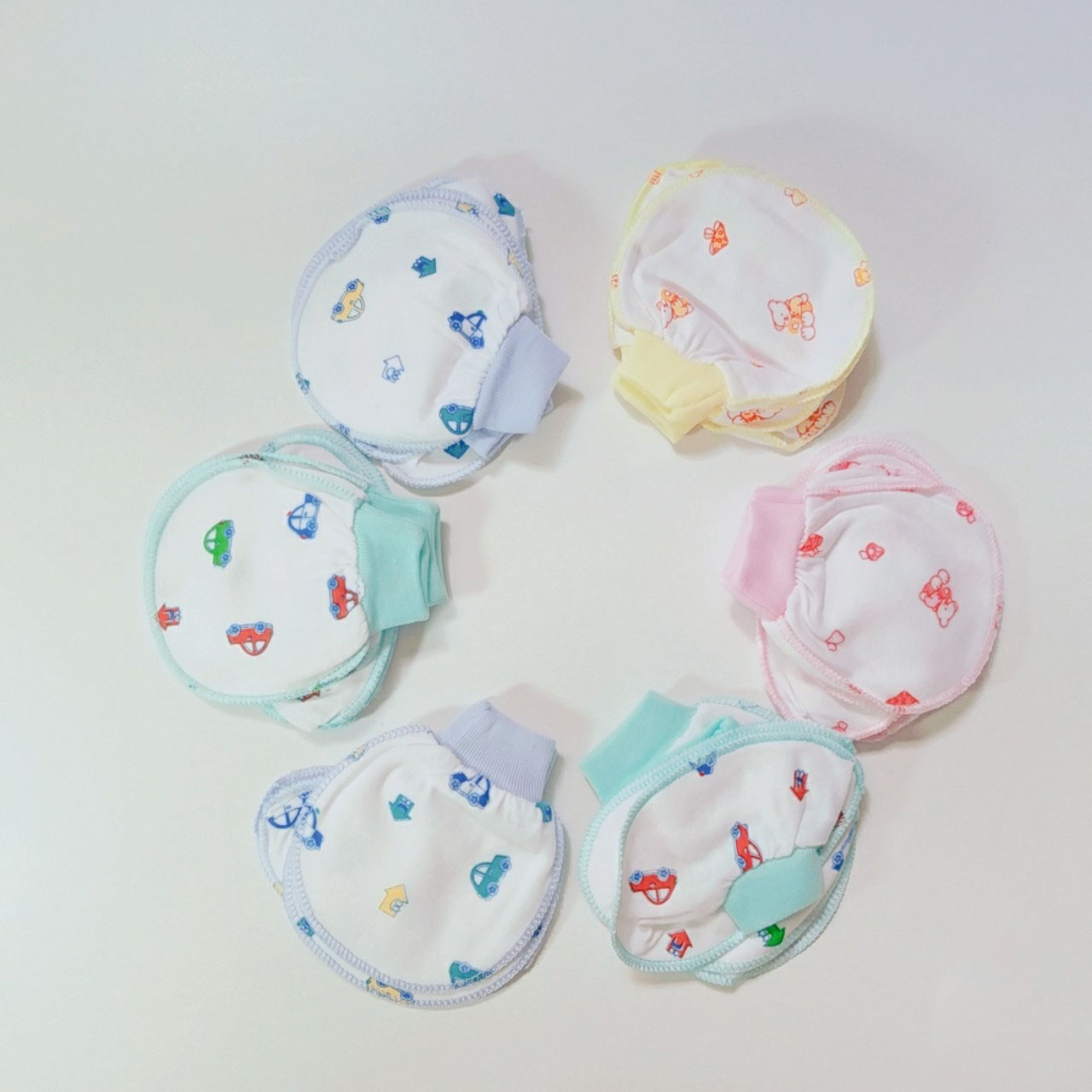 [HCM]Combo 5 set bao tay bao chân họa tiết ngộ nghĩnh cổ bo bông cho bé sơ sinh (Giao mẫu ngẫu nhiên)