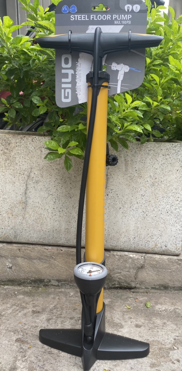Bơm xe đạp GF-33P 160psi/11kg đồng hồ cao ,thân thép, van đảo chiều, hàng Đài Loan GIYO - SPORTS WORLD