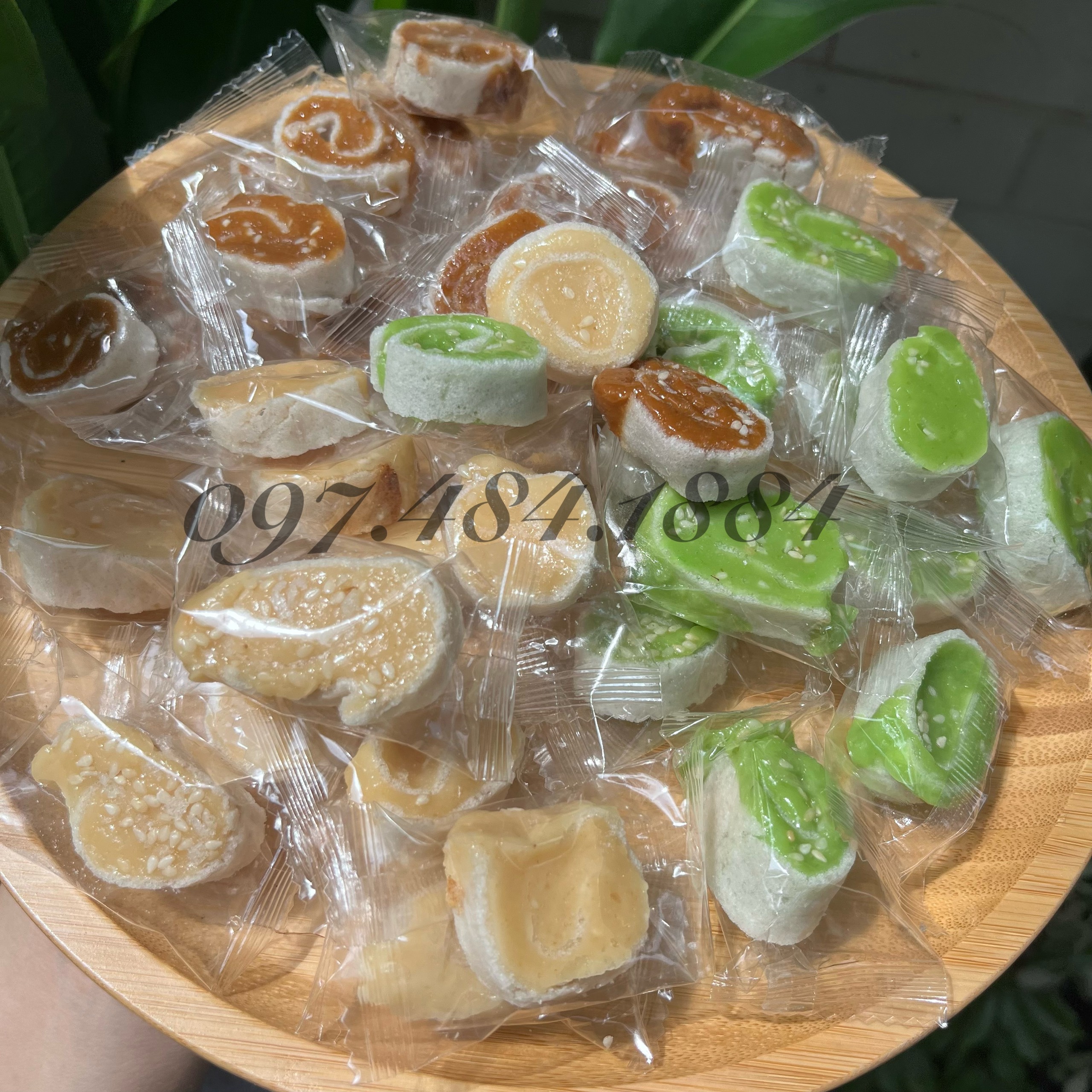 500g kẹo dừa non tam vị (mix 3 vị: truyền thống, lá dứa, cà phê) - đặc sản Bến Tre - kẹo dừa dứa non thơm béo,, ít đường - kẹo dừa Bến Tre