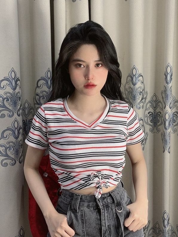 ÁO thun croptop cổ tim thun gân tay ngắn có size từ 40-65kg