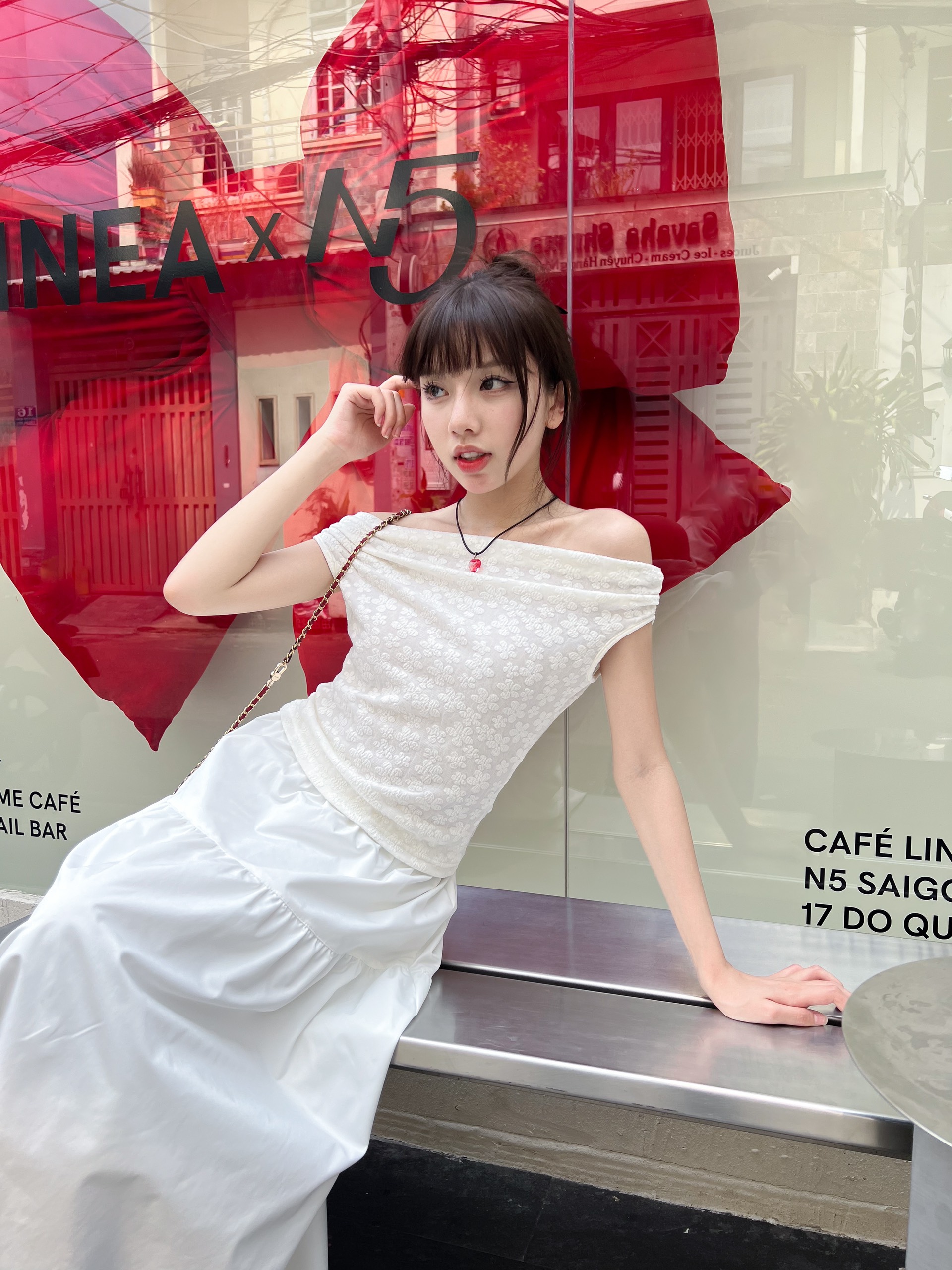 Kido áo thun xốp hoa trễ vai daisy top