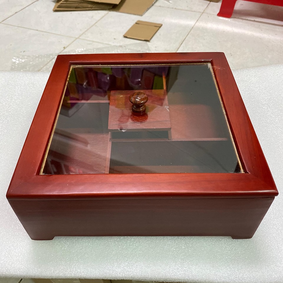 Khay Đựng Bánh Kẹo Ngày Tết bằng Gỗ Hương Cao Cấp Vuông Kính- khay đựng mứt tết bằng gỗ