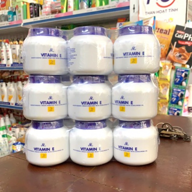Kem Dưỡng Vitamin E Thái Lan hũ 200g