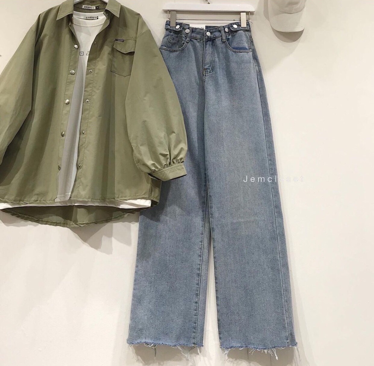 Baggy jeans lưng cao đai nút ống suông tua lai
