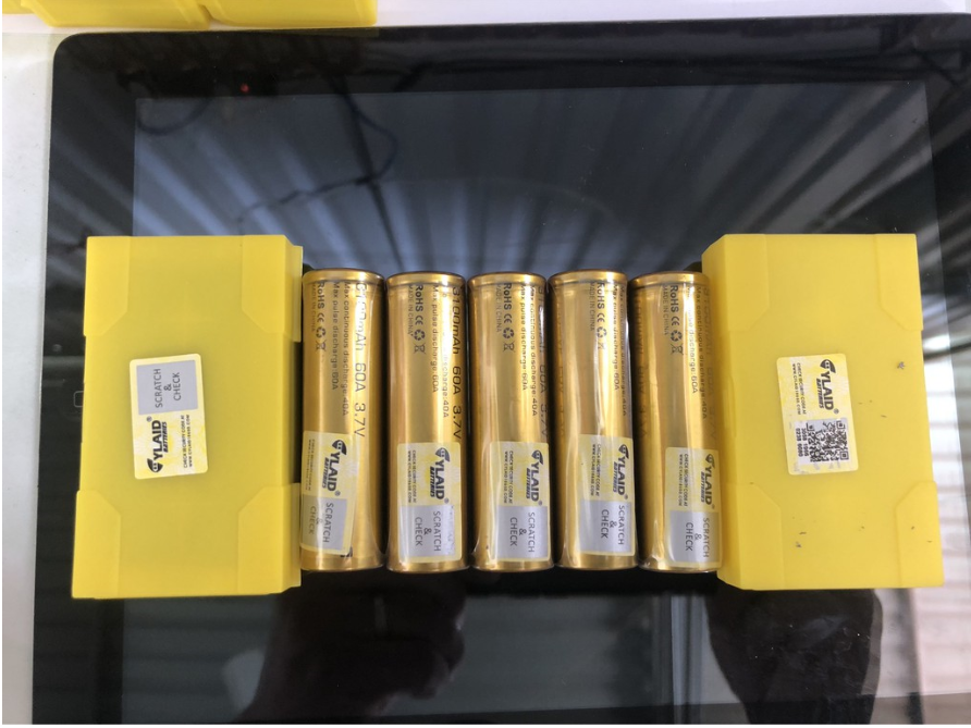 Cell pin cylaid 3100mah 60a 3,7v chính hãng mới 100%(120k/1viên)