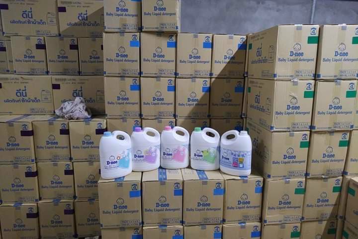 Nước giặt quần áo em bé Dnee 3000ml