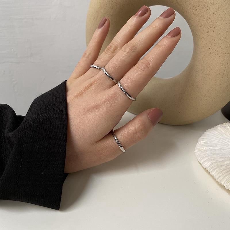 Nhẫn Trơn Bạc Giống Nhẫn Cưới Siêu Mỏng 2mm Tráng Gương