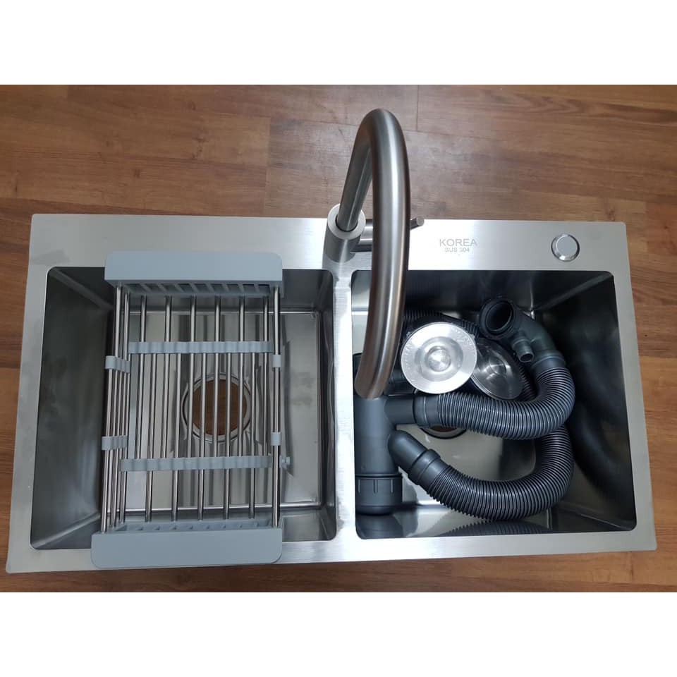 [SALE SẬP GIÁ] Chậu rửa bát inox KOREA Đúc 2 hố cân (Tặng Kệ Để Đồ Đa Năng + Bộ ống xả)