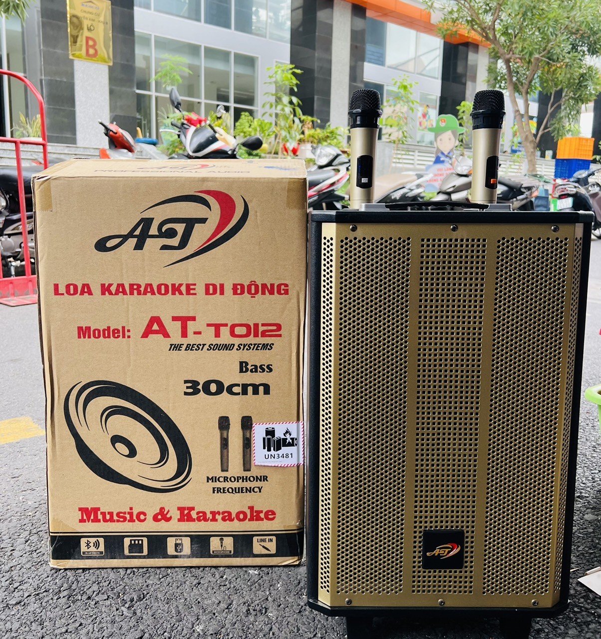 [ MỚI 2023] LOA KÉO 3 TẤC AT-T012 bass 3 Tấc Tặng Kèm 2 Micro UHF  hát karaoke CỰC hay bảo hành 12 THÁNG - LOAKEODIDONG.NET