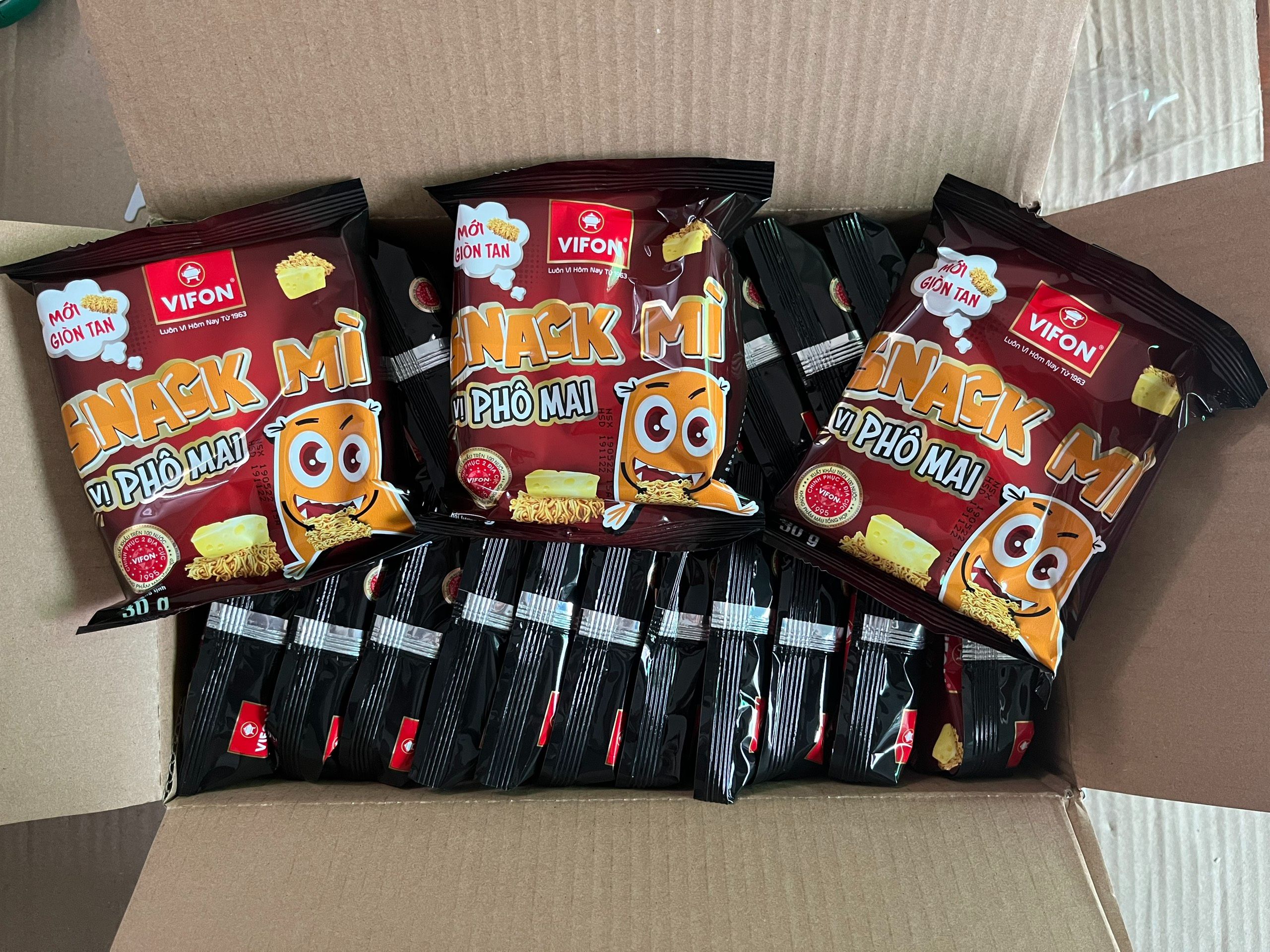 12 gói Snack mì vị phô mai Vifon