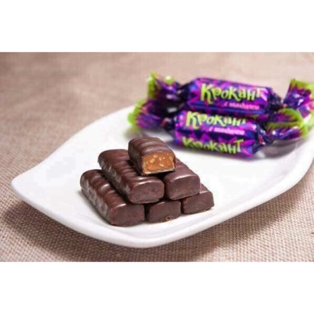 Kẹo Tím Krokant Socola Hạnh Nhân Nga 180gr (Có quà tặng!!!tặng kèm thỏi kẹo mềm alpenliebe dâu hoặc nho)