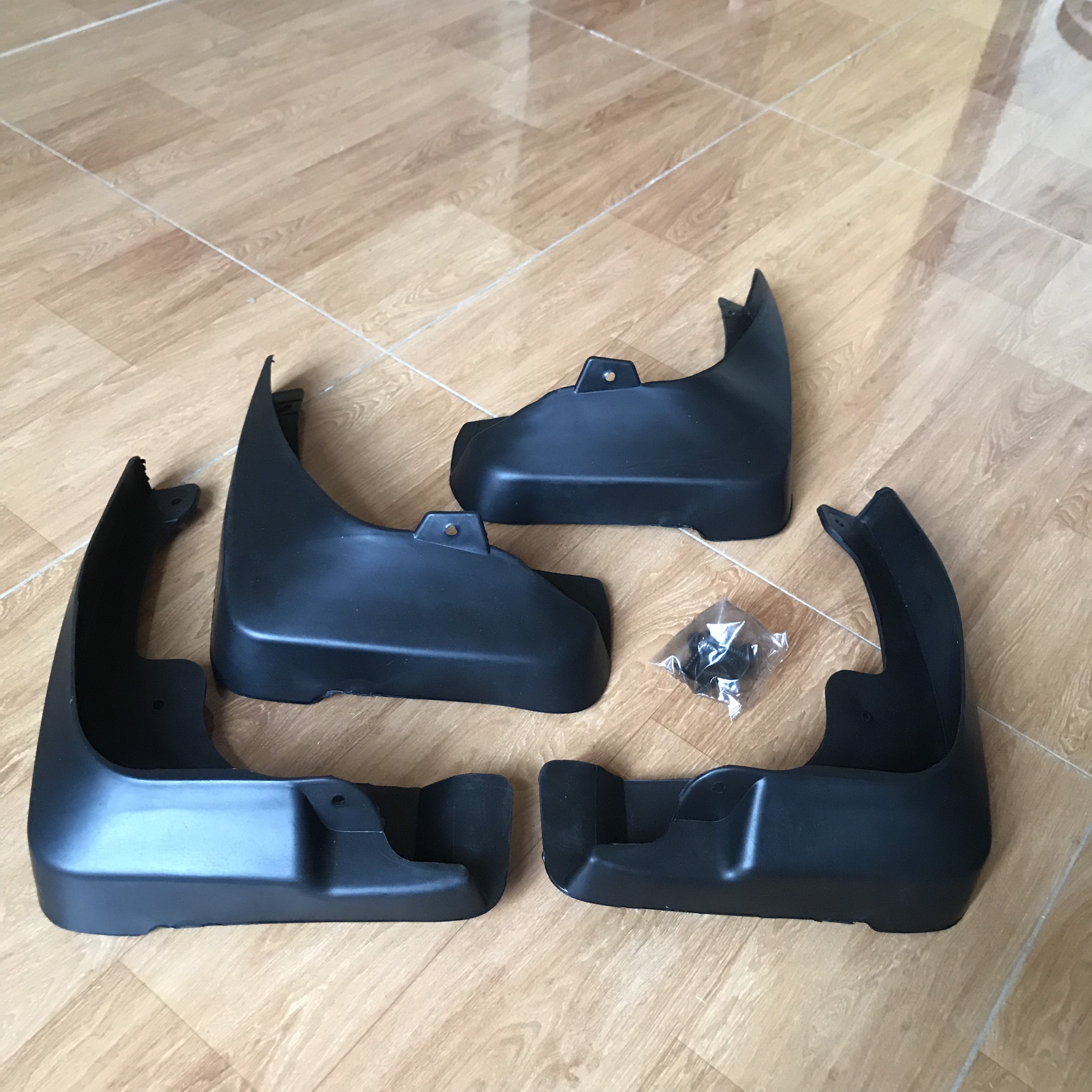 Bộ chắn bùn xe toyota camry 2007-2011