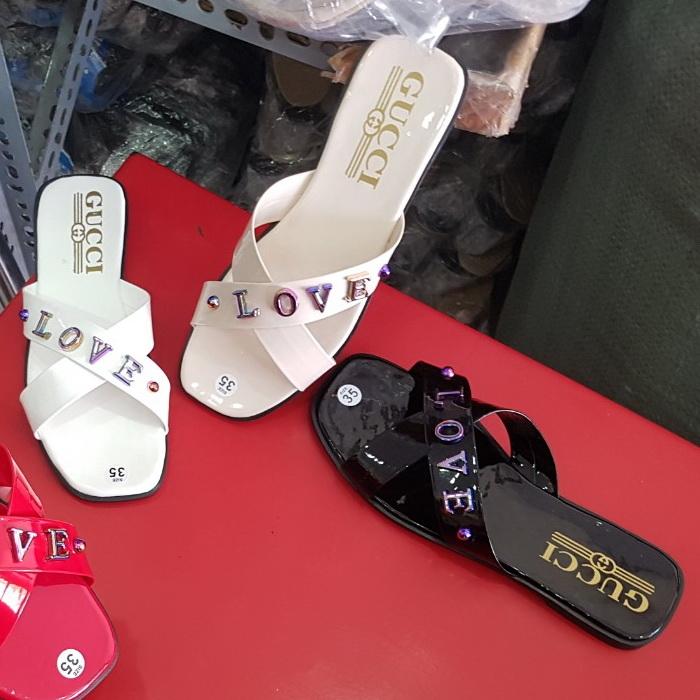 [HCM]Dép quai chéo LOVE
