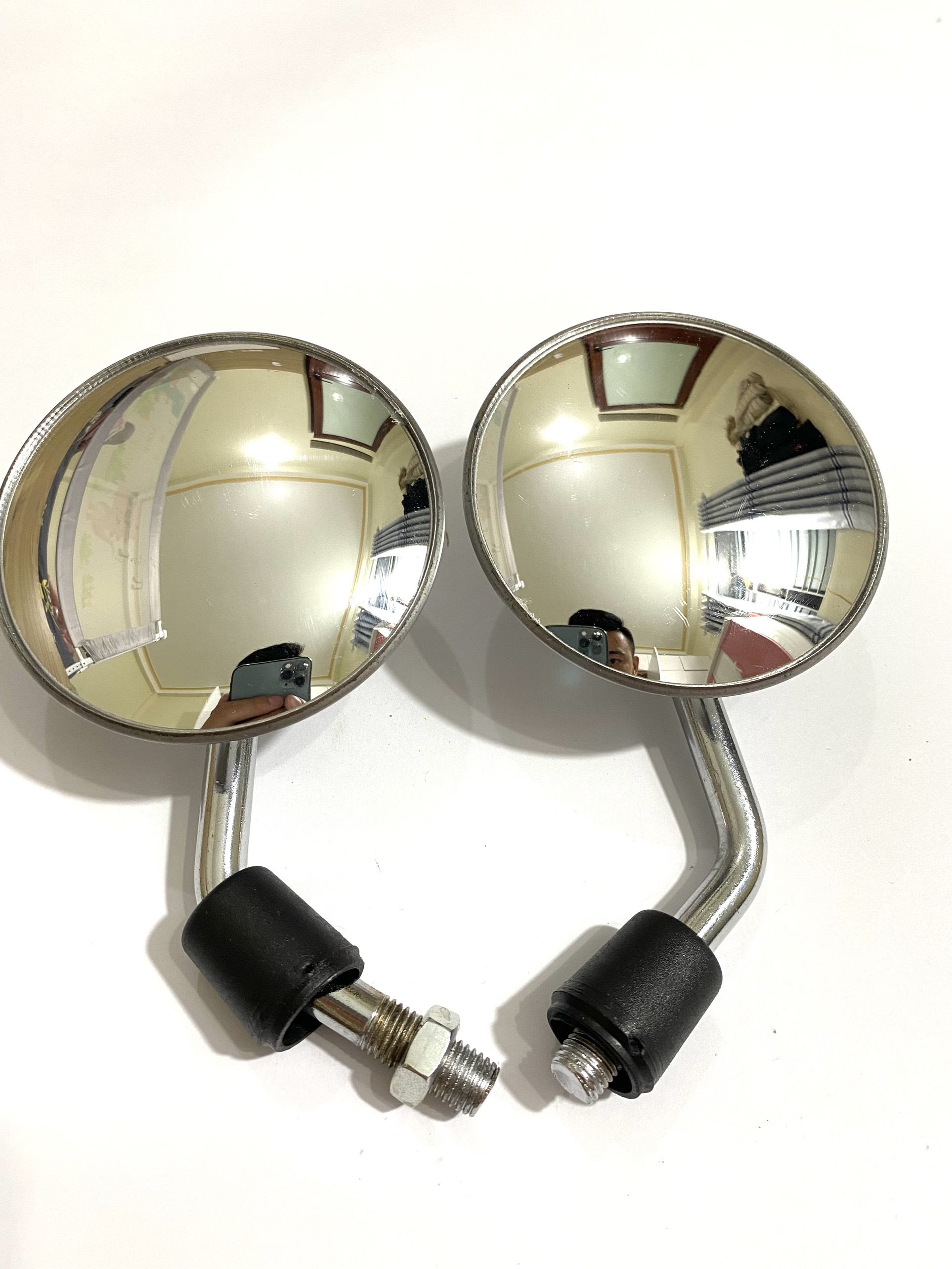 Gương xe máy cầu lồi mini chiếu hậu dùng cho mọi loại xe giá 1 chiếc