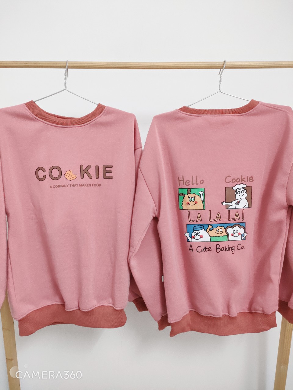 [HCM]Áo Hoodie Nỉ Phối Túi Lớn In Hình Tinh Nghịch Siêu Đáng Yêu. XTTT