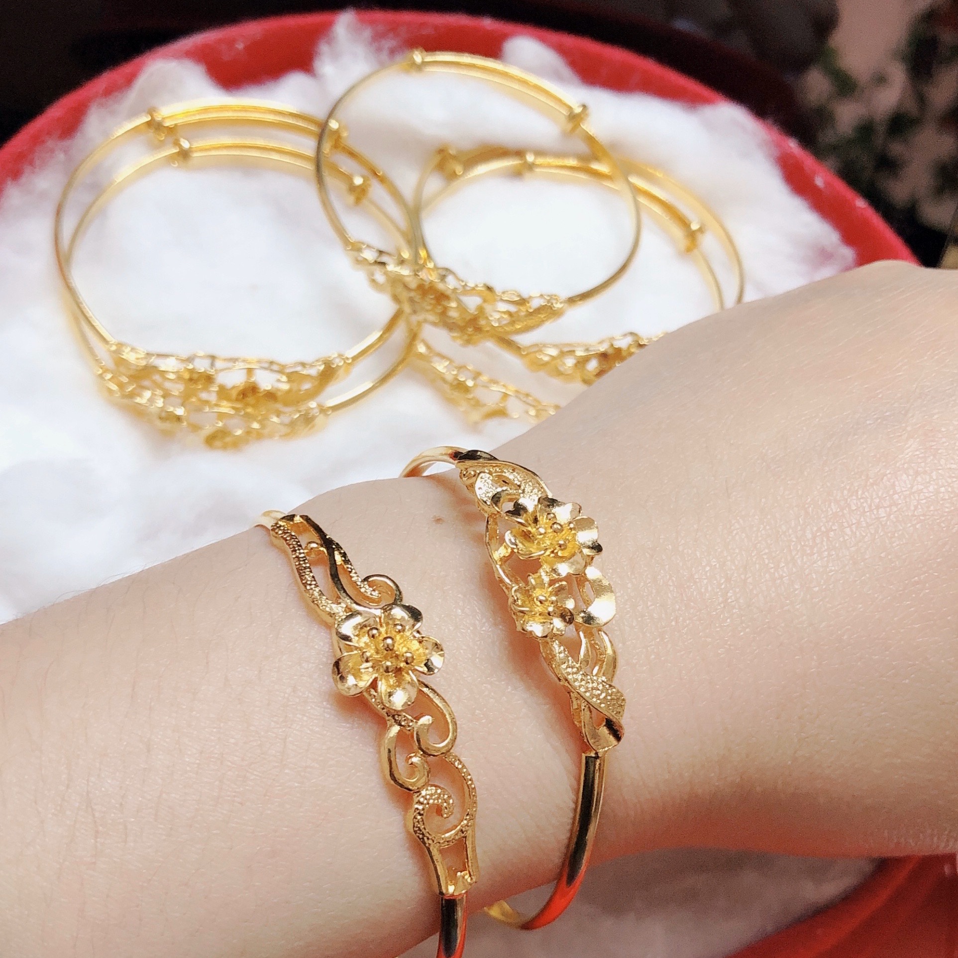 Vòng tay nữ mạ vàng 18k mẫu mới về