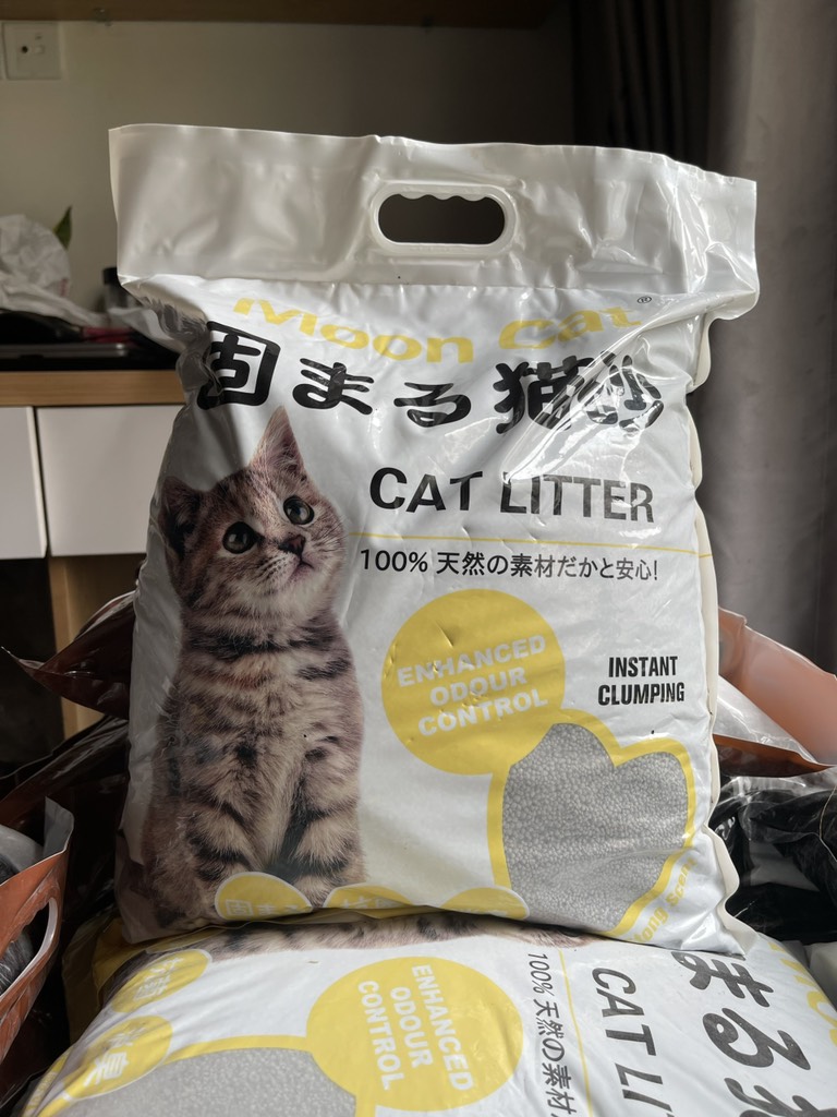 Cát vệ sinh Nhật trắng Mooncat 8l Bầu PetShop