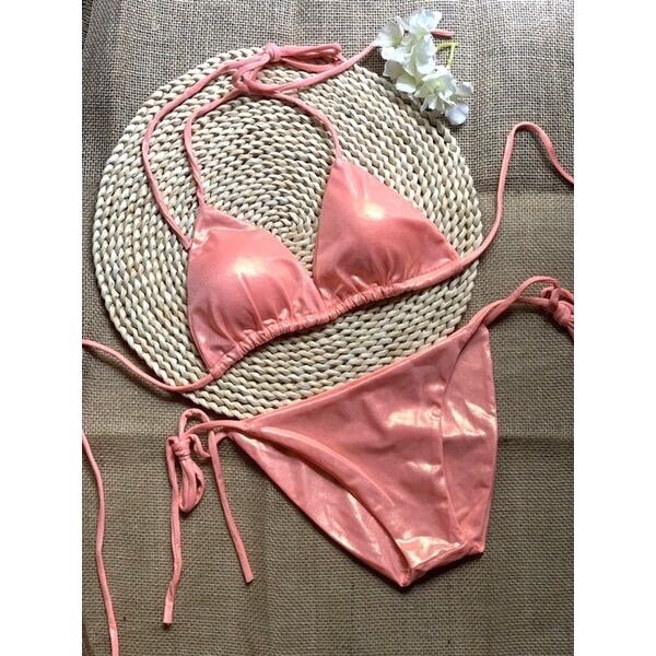 Bikini basic nhũ kim tuyết siêu nổi bật.