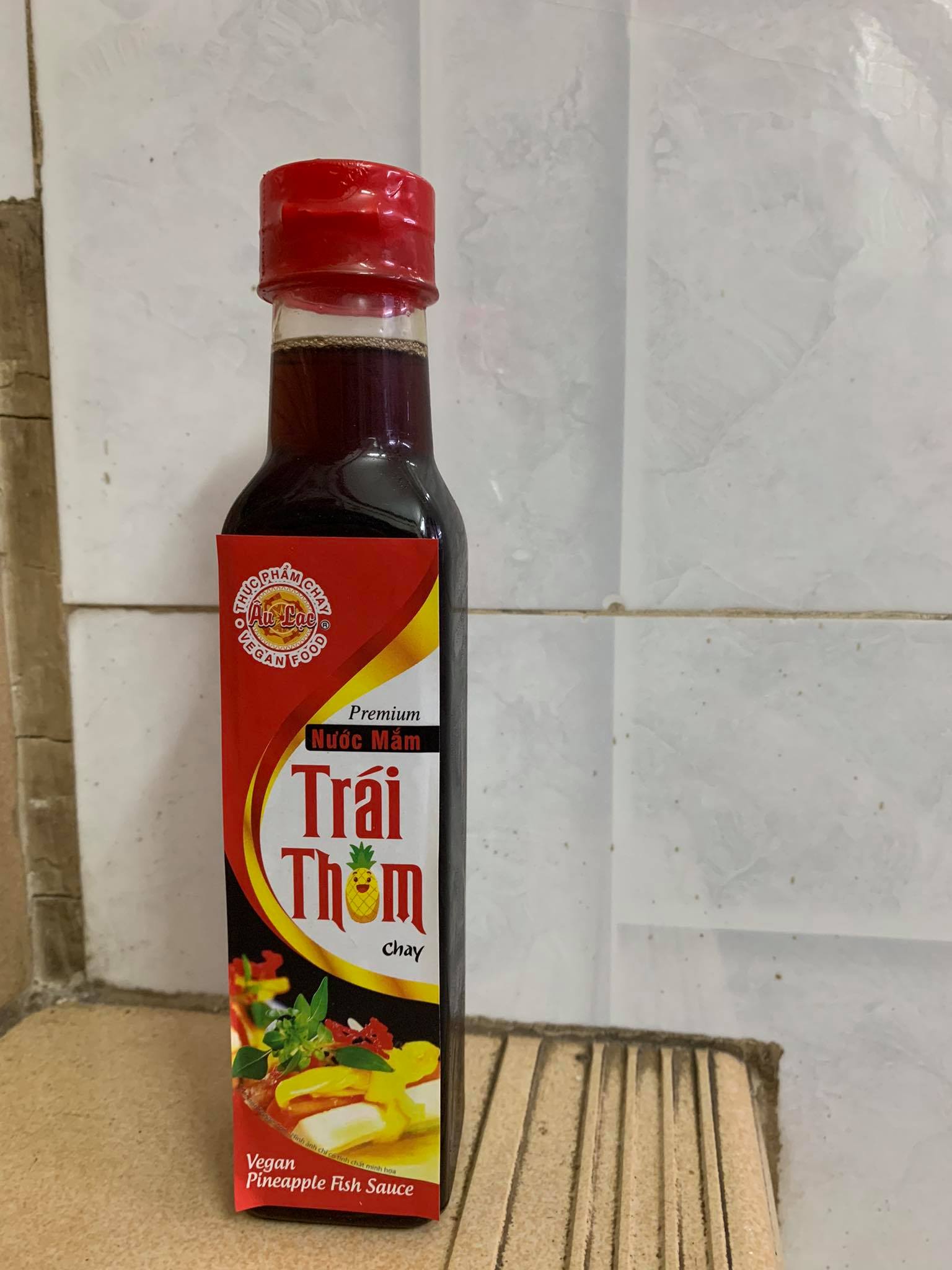Nước mắm tr&aacutei thơm chay &Acircu Lạc - chai 250ml