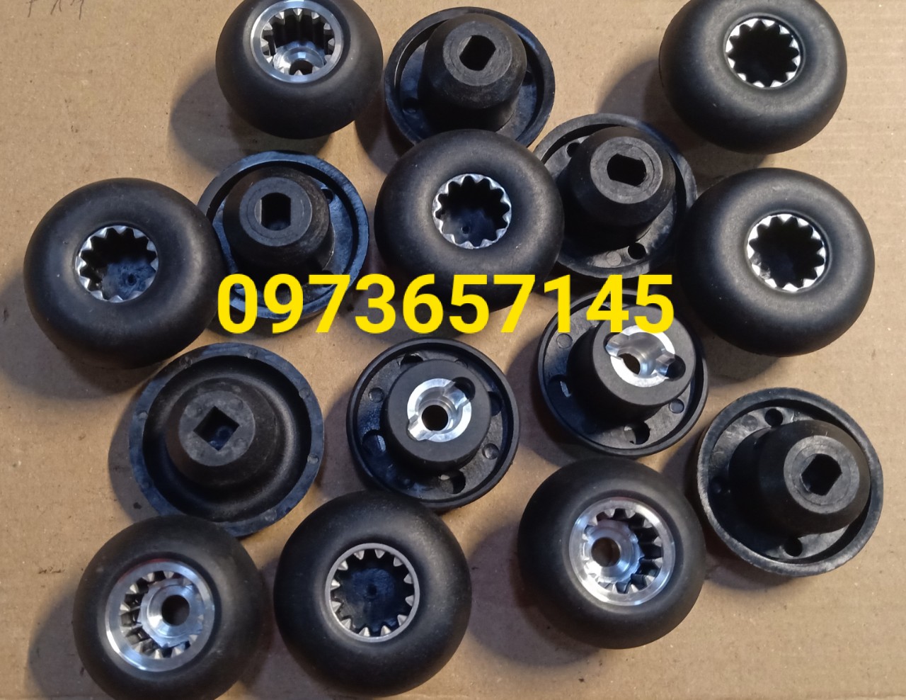 Nhông 12 chấu, bánh răng, trục nấm máy xay sinh tố công nghiệp