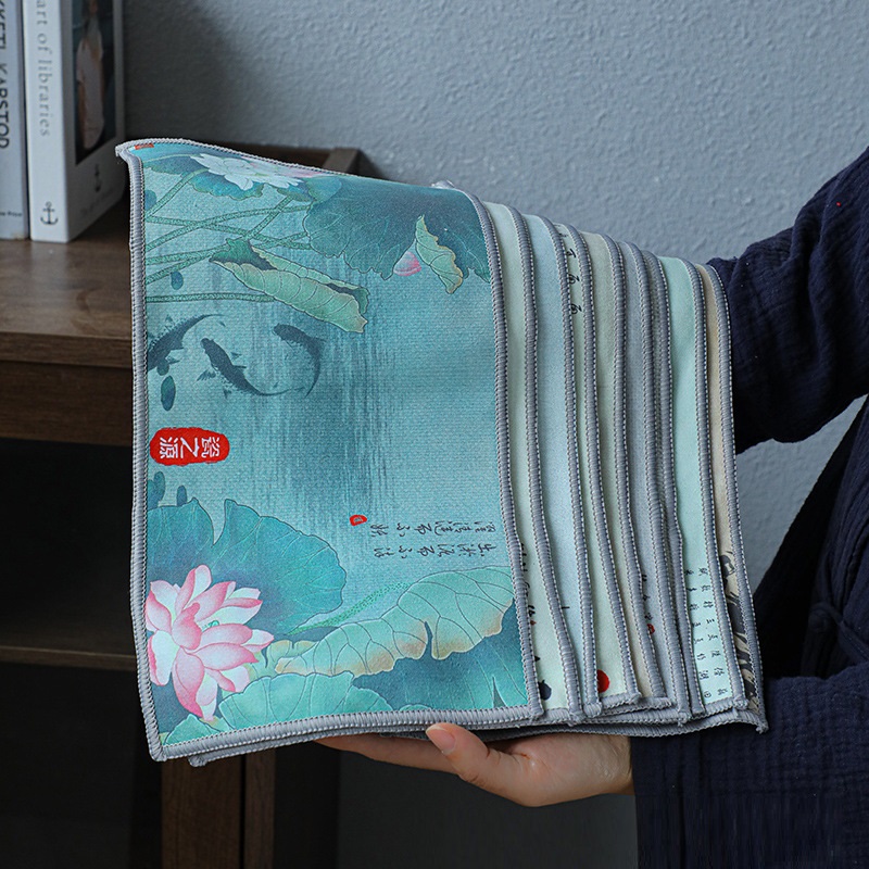 Khăn trải bàn trà đạo với nhiều họa tiết đẹp mắt
