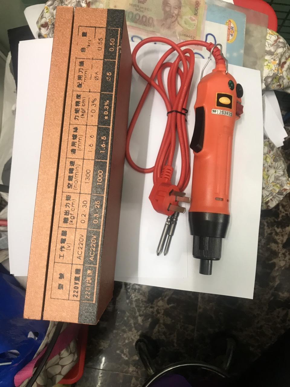 Xiết vít điện trực tiếp 220v tgf