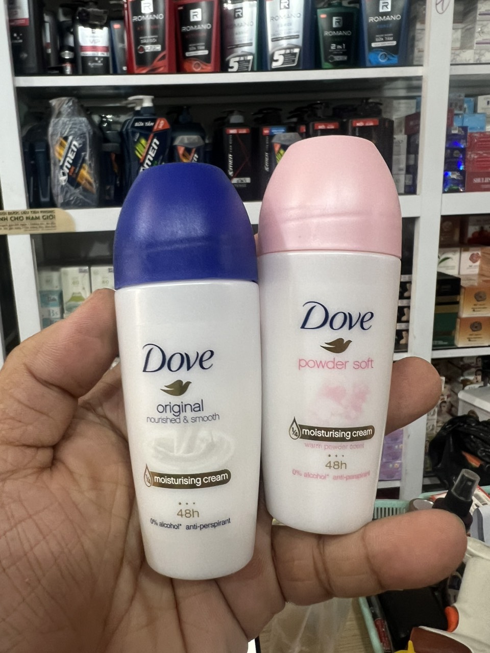 Lăn khử mùi Dove Original Light and Smooth Whitening 48h