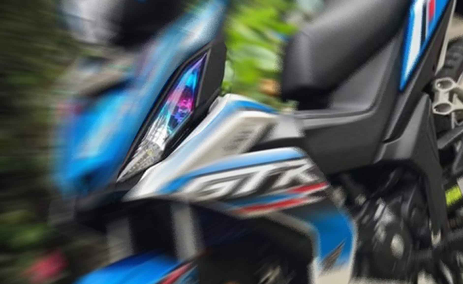 [HCM]TEM DÁN XI NHAN WINNER TRƯỚC VÀ SAU GIẢ MÀU TITAN