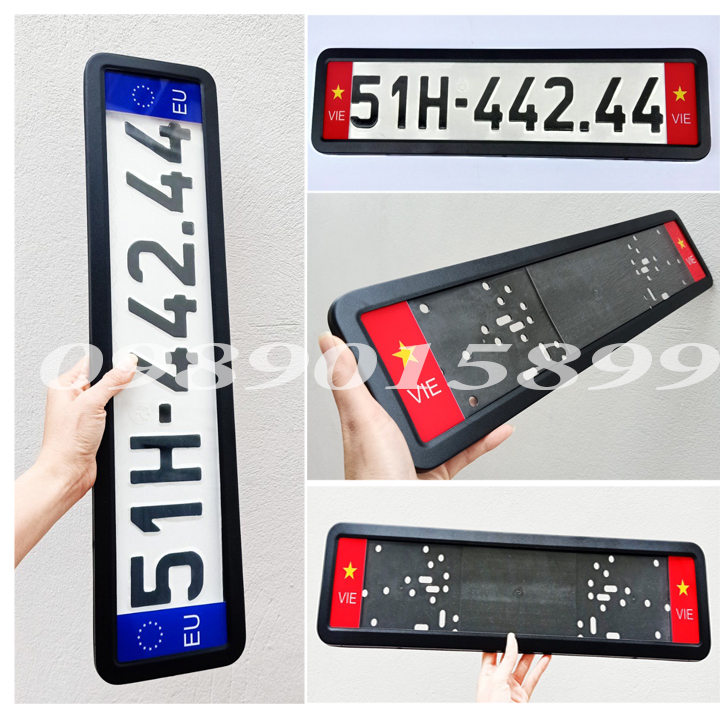Khung dài biển số ô tô kích thước mới viền thép đế nhựa có logo 2 bên giá 1 chiếc dùng cho biển dài 52cm rộng 11cm
