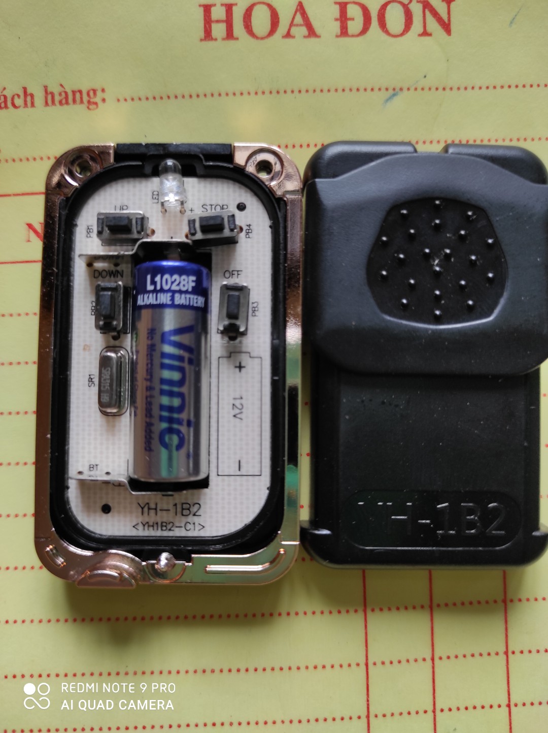 # Remote điều khiển cửa cuốn YH 1B2, 1BB mã nhảy 315 mhz