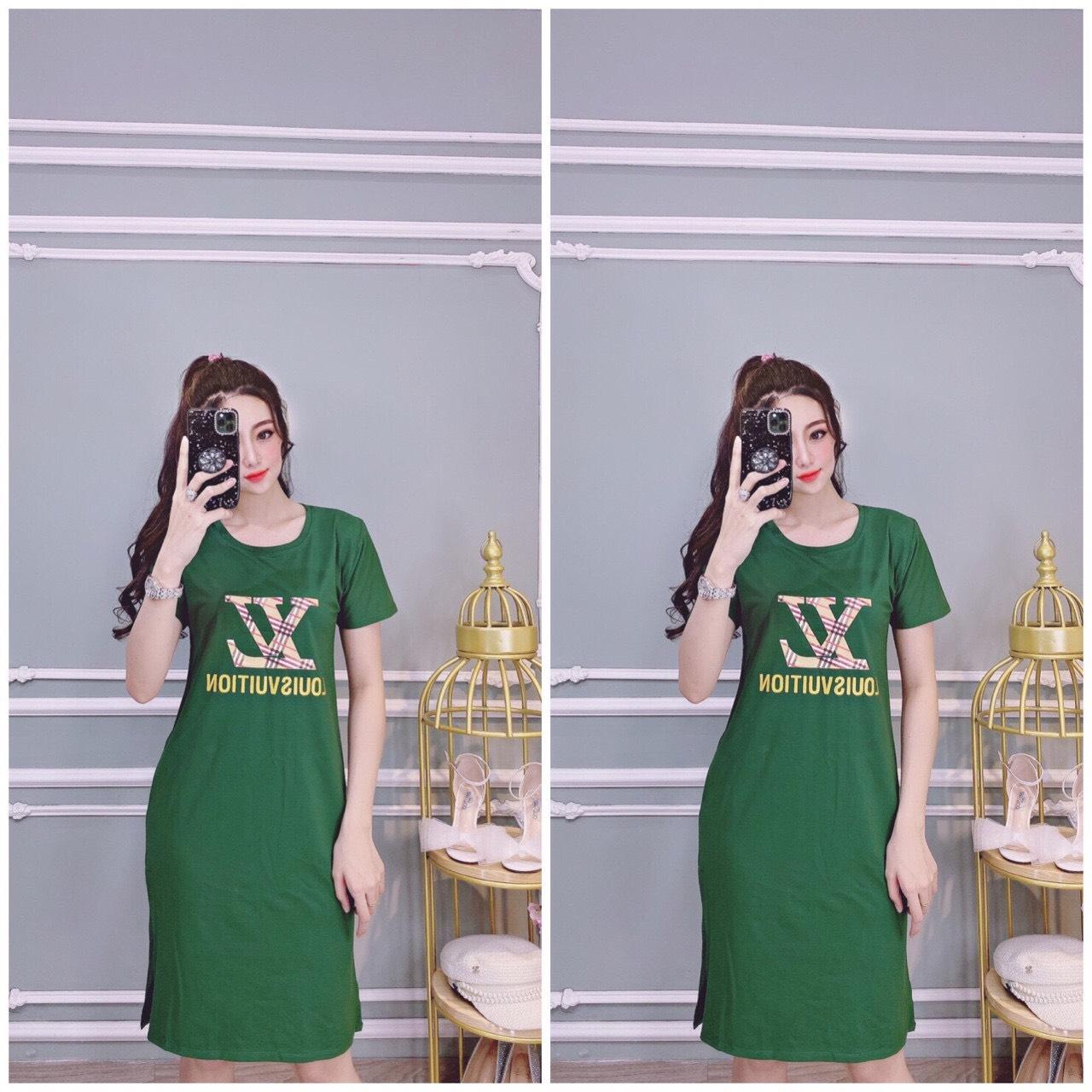 Đầm thun nữ dang dài in chữ LV