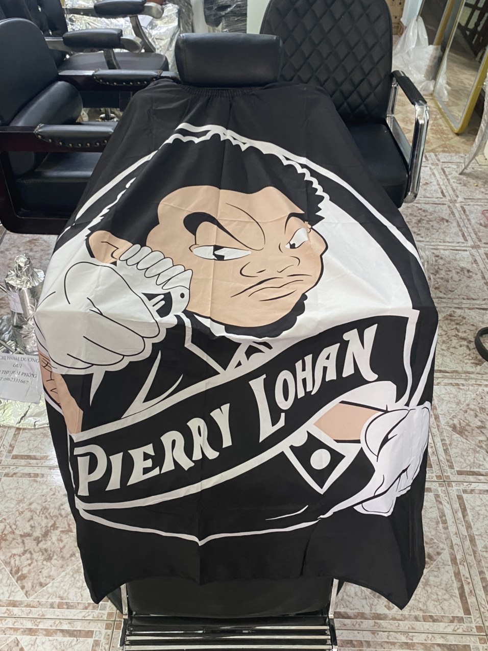 Khăn choàng cắt tóc Baber hình