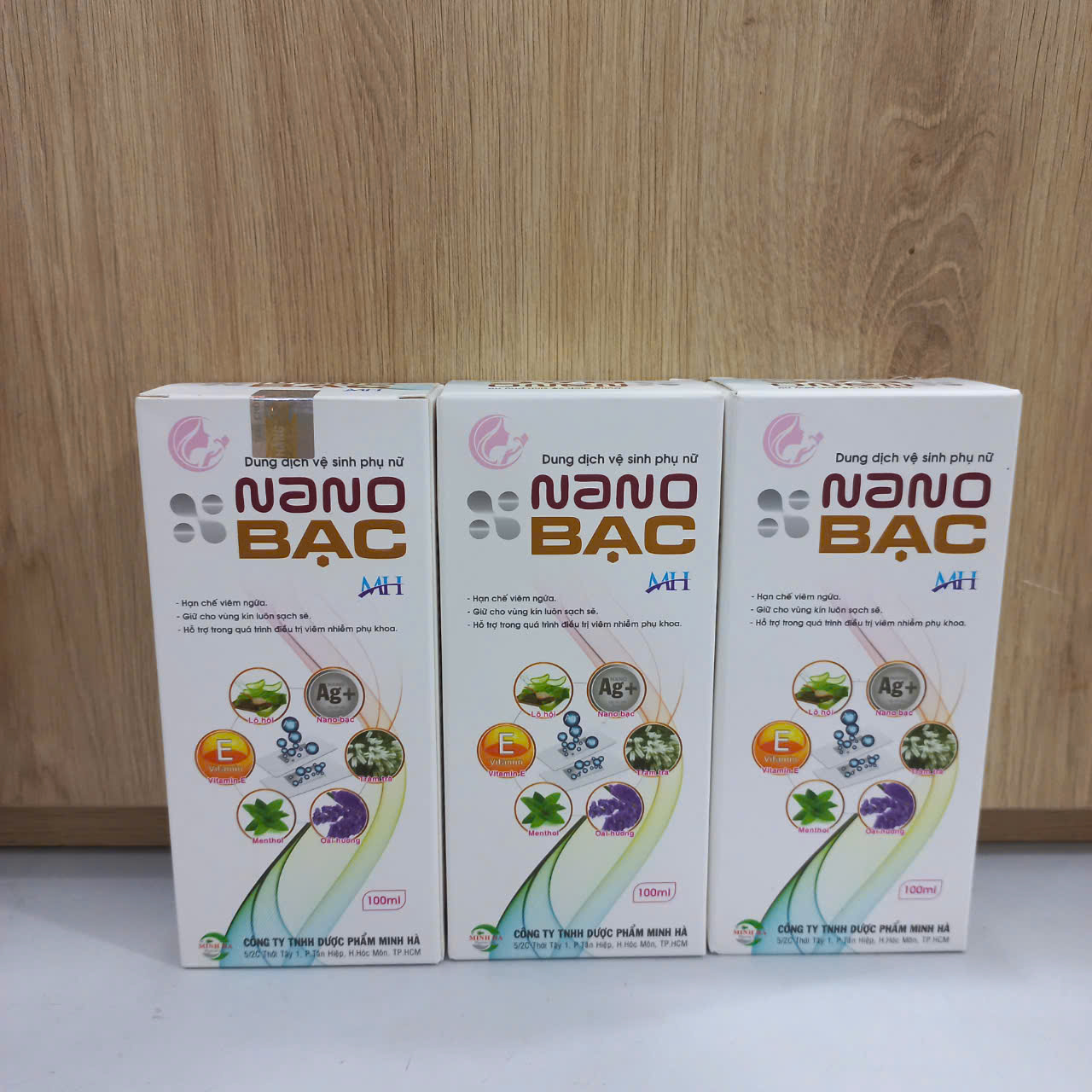 Dung dịch vệ sinh phụ nữ NANO BẠC -hộp 1 chai 100ml -  Hỗ trợ viêm nhiễm phụ khoa, hạn chế viêm ngứa