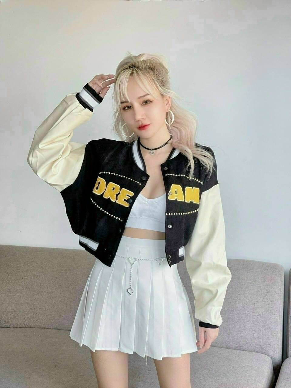 Áo khoác bomber DREAM da lộn 2 lớp from croptop nữ chữ thêu cực đẹp