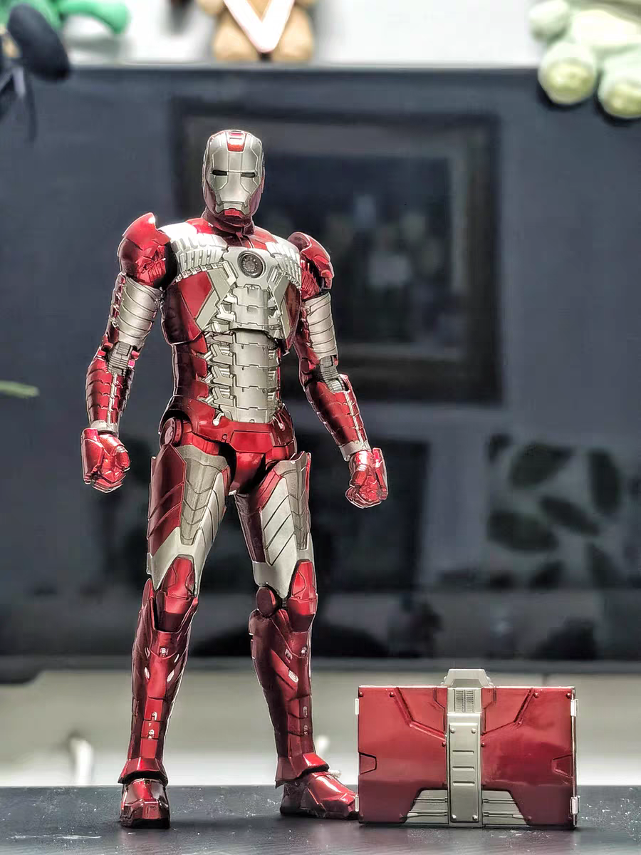 Mô hình Iron Man Mk5 Zdtoys chính hãng tỉ lệ 1/10