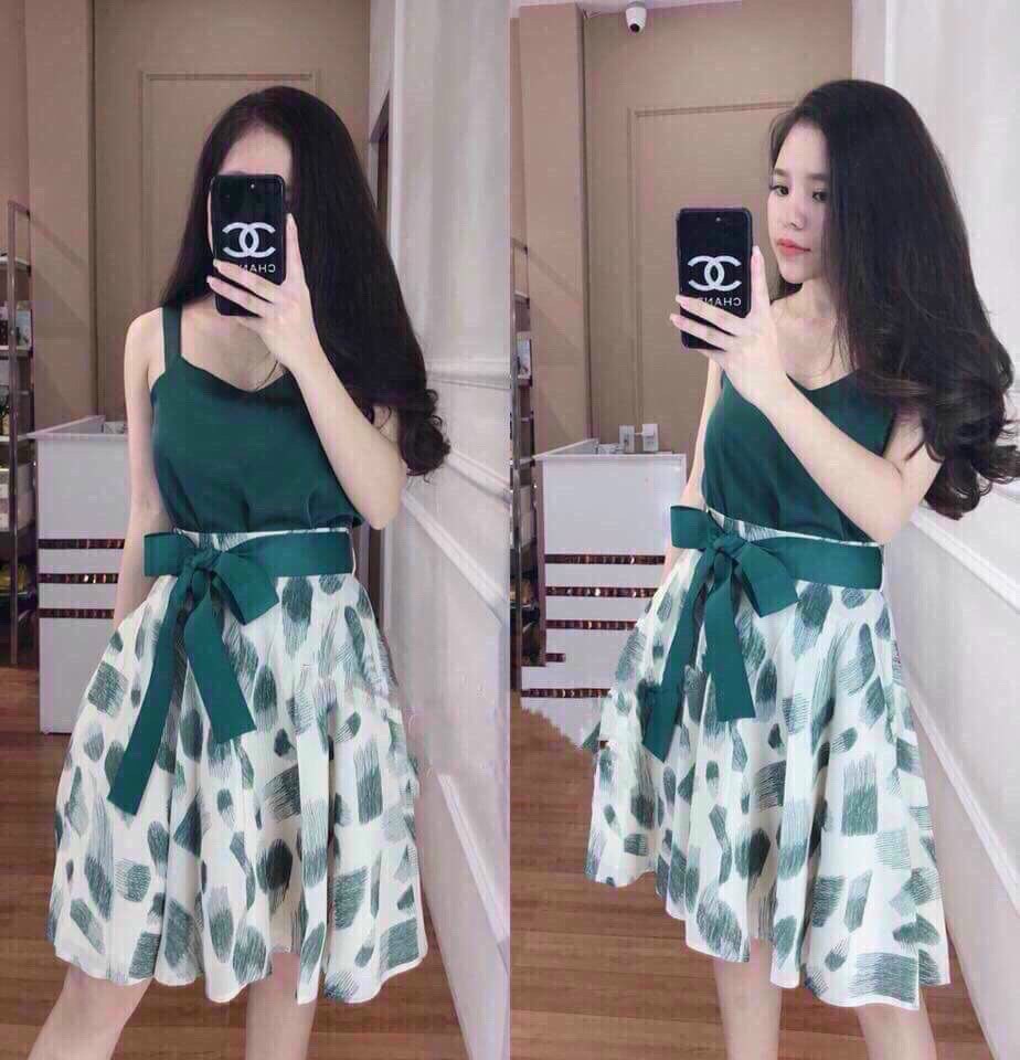 Đầm họa tiết cột eo