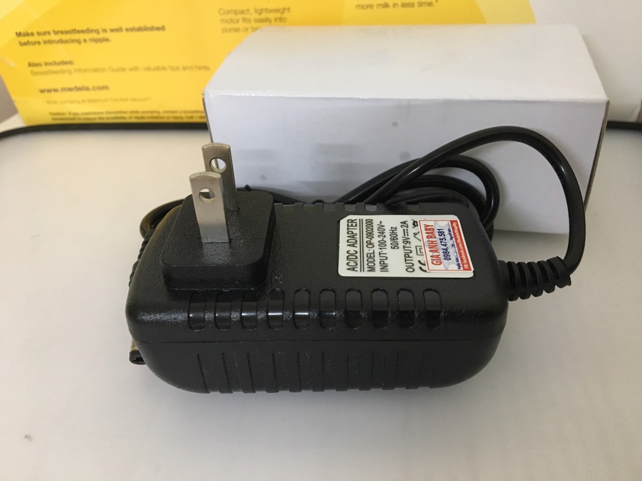 Nguồn điện cho máy hút sữa Medela Pump