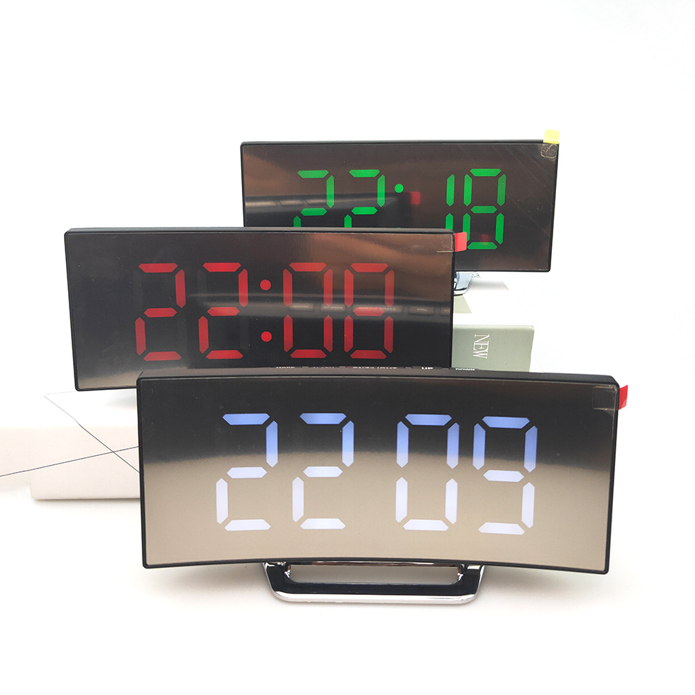 Đồng hồ led để bàn mặt gương cong - tặng 2 pin aaa
