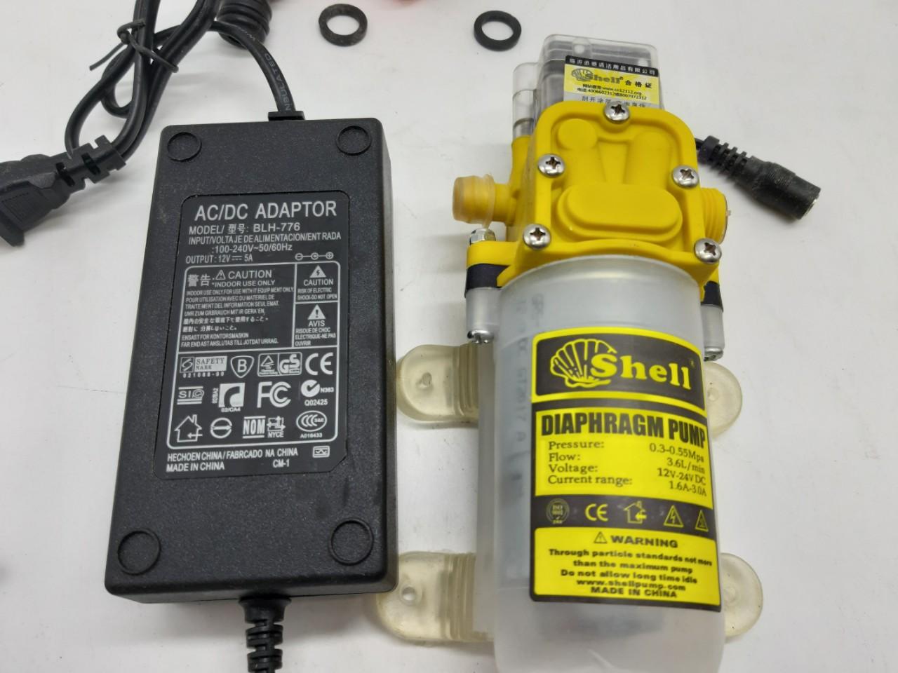 Máy bơm mini loại 12V kèm bộ đổi nguồn 220v -12v đồng bộ