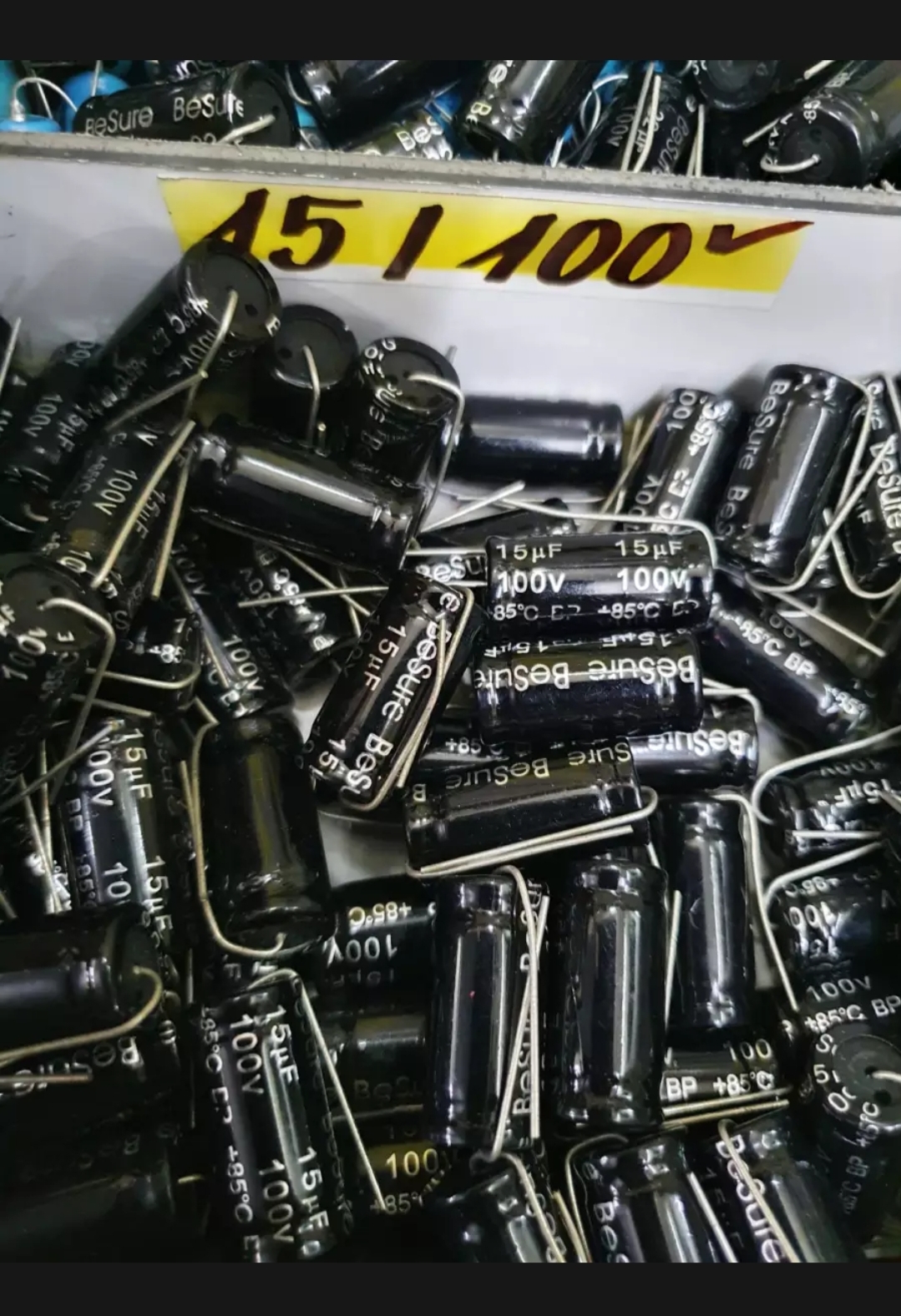 10 tụ loa 2 đầu 15uf 100v