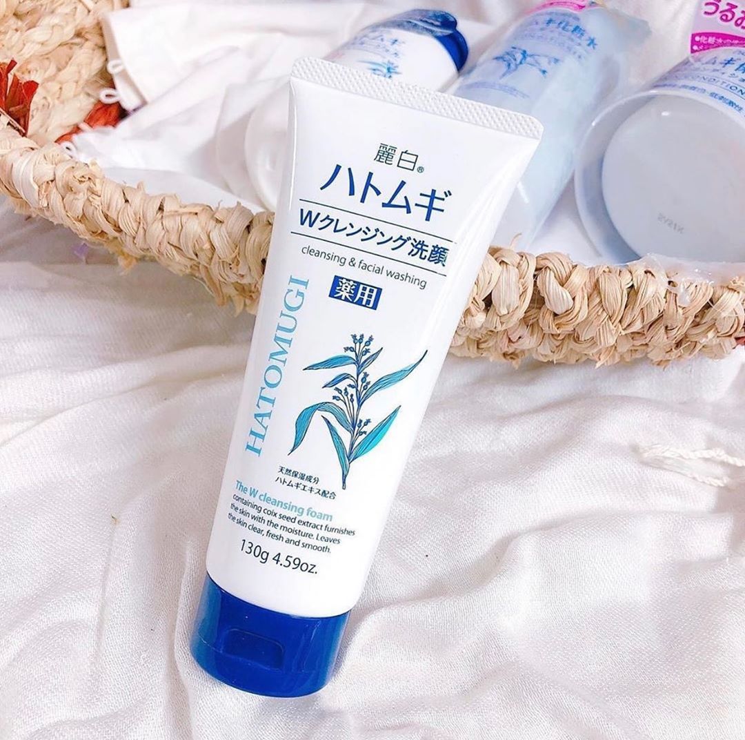 Sữa rửa mặt ý dĩ Hatomugi Naturie- Trắng da, Dưỡng ẩm (130g) - Nhật Bản
