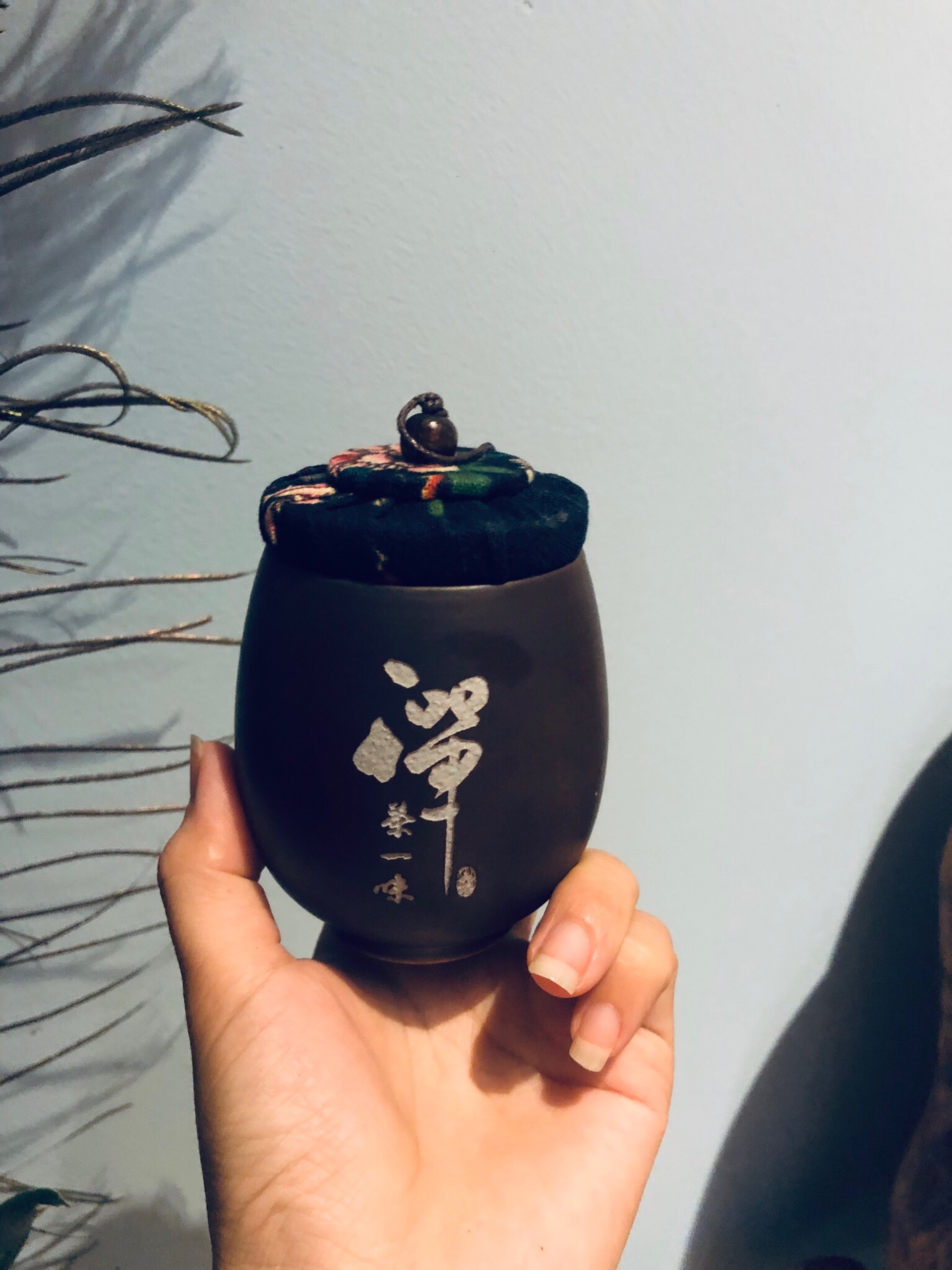 Hũ đựng trà gốm
