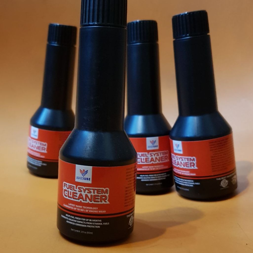 Mua dung dịch vệ sinh kim phun buồng đốt Maxi-Thunder, giá hấp dẫn chit còn 60% khi mua 10 lon vệ sinh kim phun CACBON CLEANER
