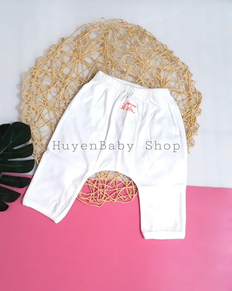 Quần dài mặc bỉm màu trắng Baby Moon cho bé từ sơ sinh đến 9kg